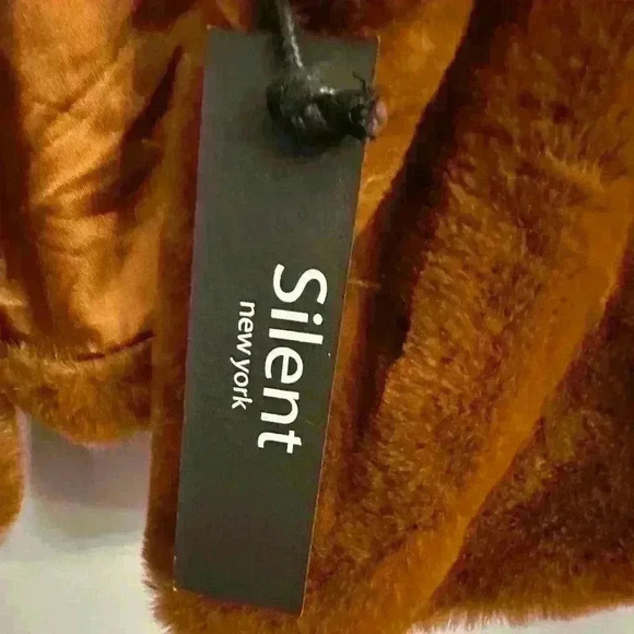 Brand New Silent New York Faux Fur Jacket - Picture 4 of 4